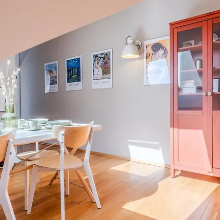 Castle View - Spacious - By Rentujemy Apartamento *