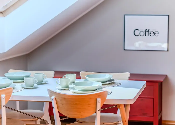 Castle View - Spacious - By Rentujemy Appartement *