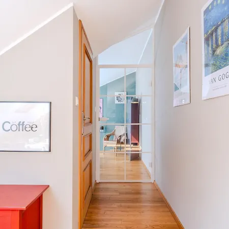 Castle View - Spacious - By Rentujemy